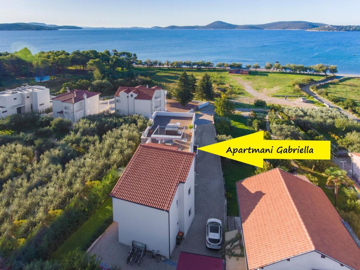 Apartmani Gabriella Водице Екстериор снимка