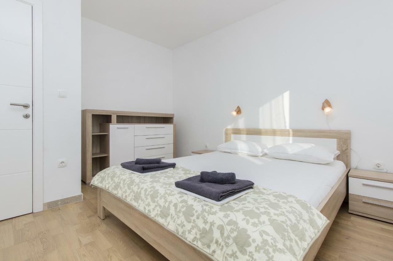 Apartmani Gabriella Водице Екстериор снимка