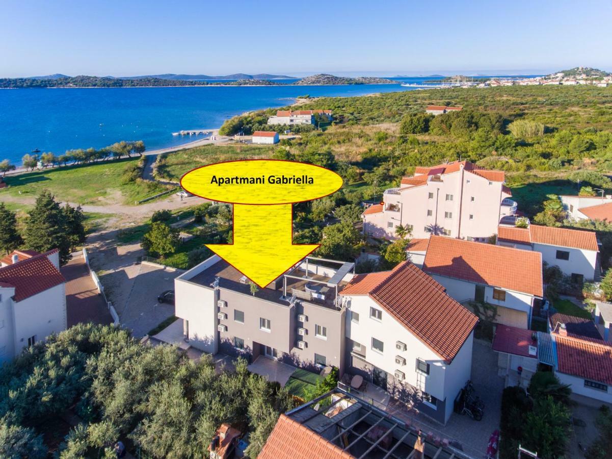 Apartmani Gabriella Водице Екстериор снимка